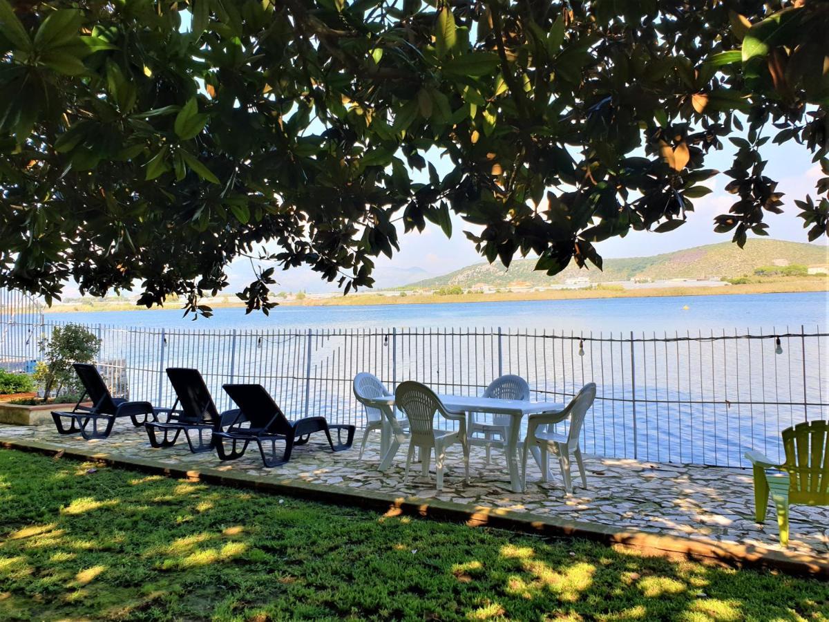 Villa Cecilia Sul Lago Fronte Mare 斯佩隆加 外观 照片