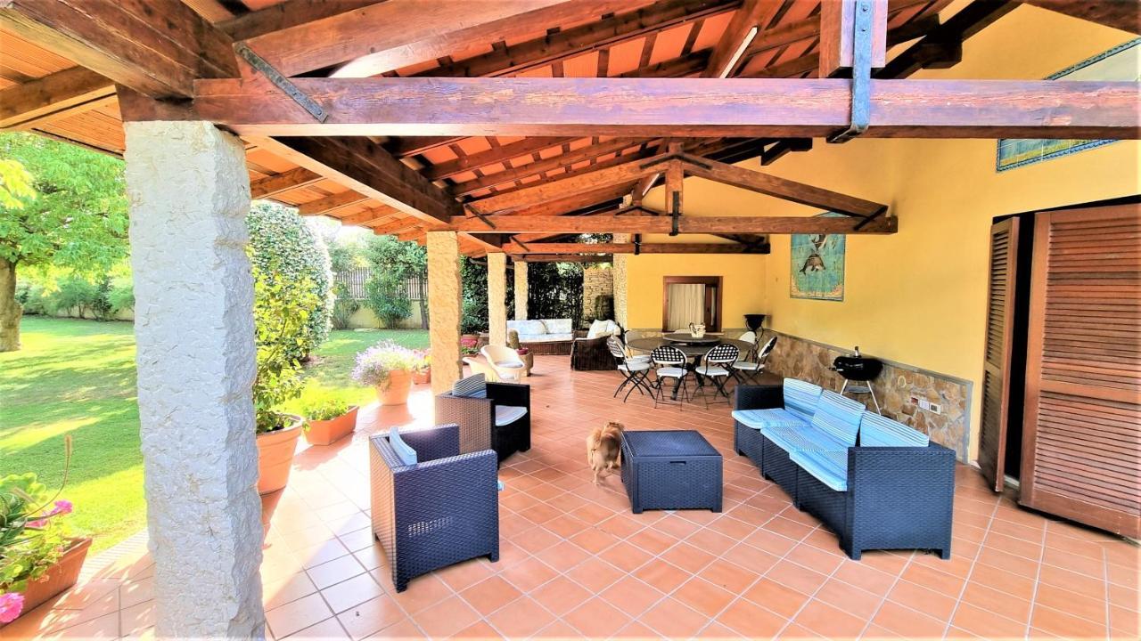 Villa Cecilia Sul Lago Fronte Mare 斯佩隆加 外观 照片